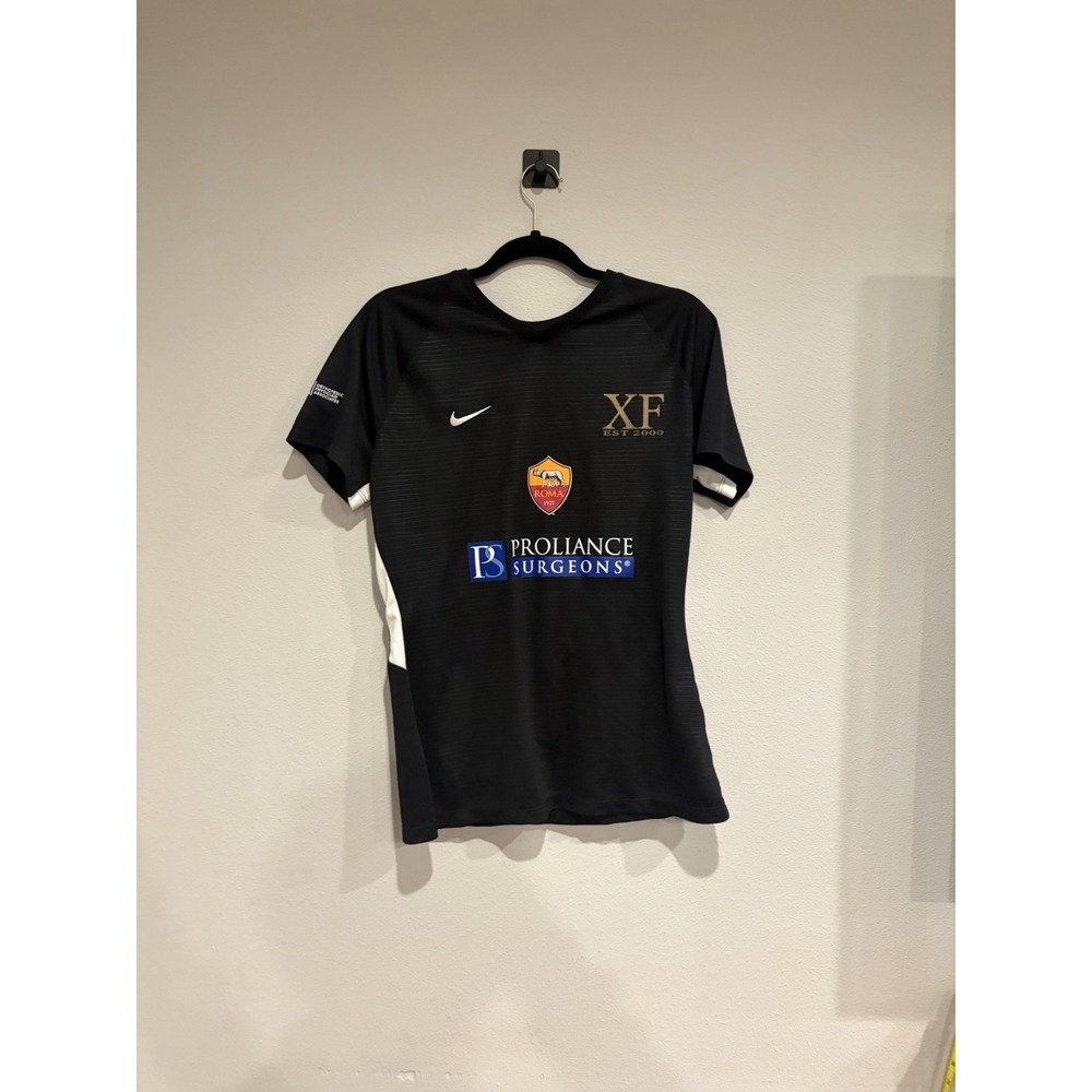 Nike Dri-Fit Womens Roma Soccer T-Shirt Size Large Slim‎ Fit 100% Polyester B2